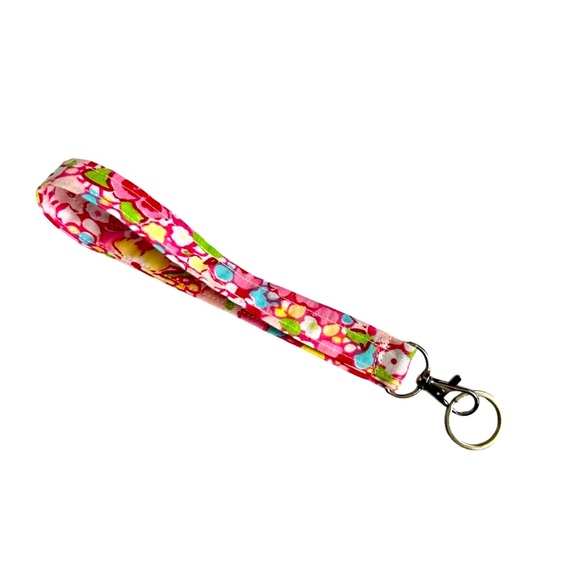 HAND CRAFTED Colorful Pink Cotton Fabric Wristlet Carrying Key Ring Accessory - Picture 7 of 7